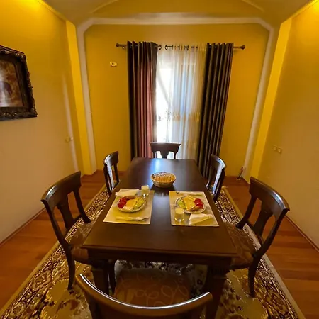 Hotell Bora Gjirokastër