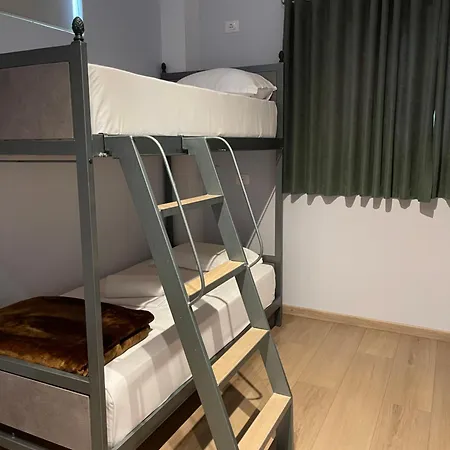 Ξενοδοχείο Bora 4*